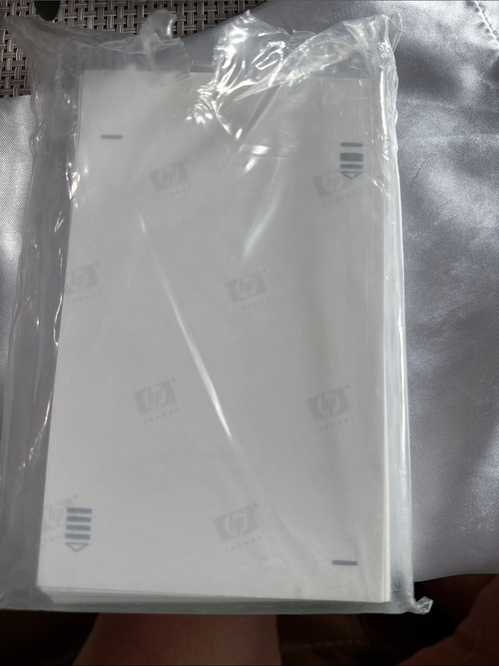HP White Advanced Photo Paper Pack - Picture 2 of 5